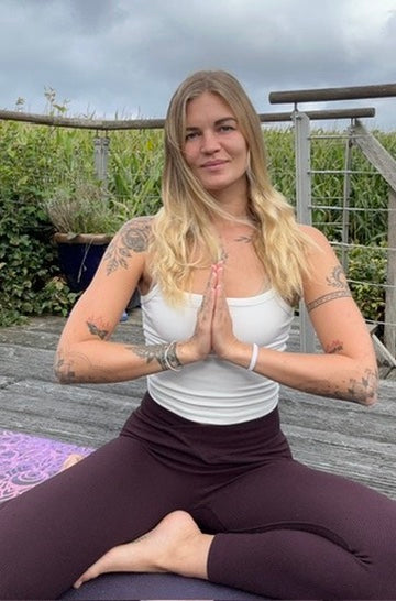 15 min Morning Flow Yoga