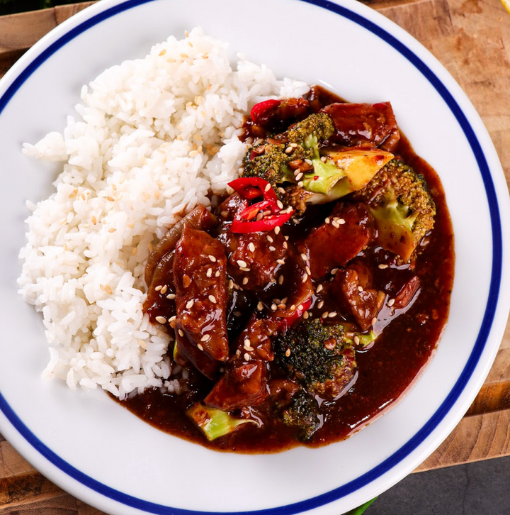 Slow cooker beef & broccoli – high-protein, gut-friendly dinner in 3 steps