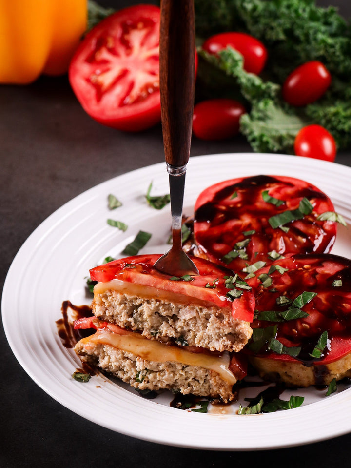 Low-carb bunless chicken burgers – high protein, gut friendly and full of flavour