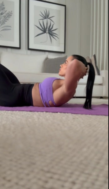 Core workout - Crunch exercise