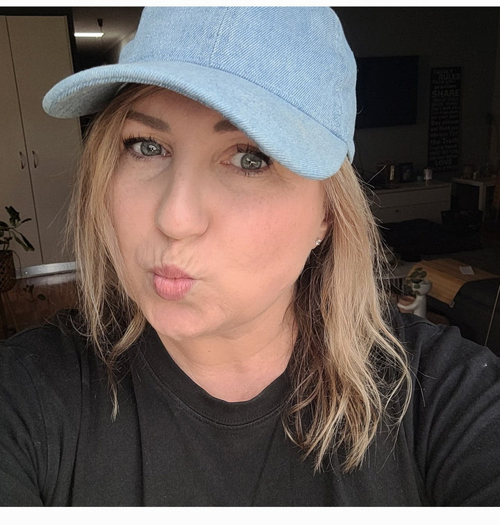 Renae shares, "This time last year I was a broken version of myself"