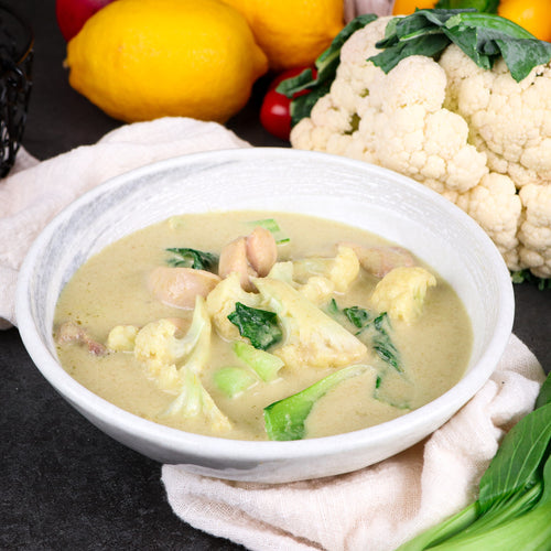 Quick and Easy! 5 Ingredient Green Chicken Curry and Greens