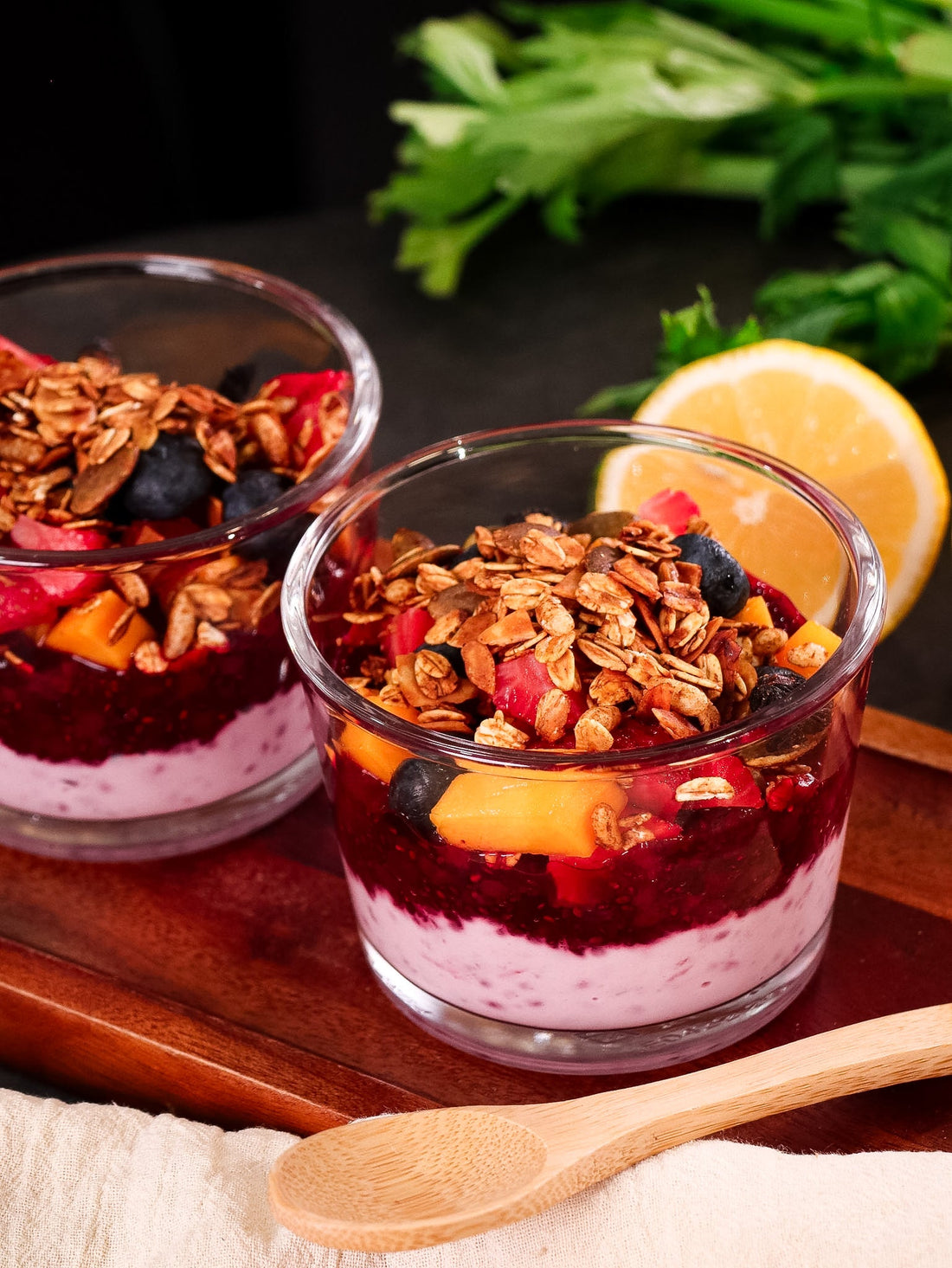 Blackberry Greek Yoghurt Parfaits